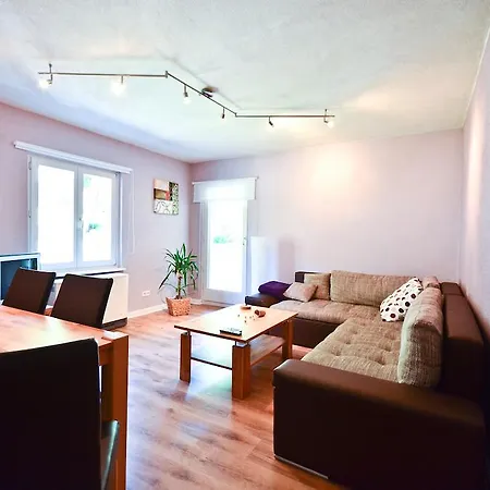 Apartman Haus Botzet *