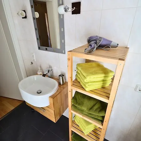 Haus Botzet Apartman *